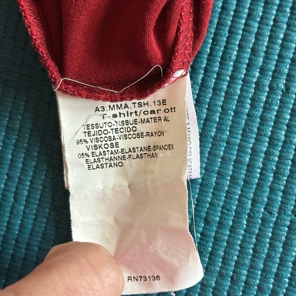MaxMara Cranberry Red Short Sleeve French Seam T-Shirt Medium - Picture 8 of 10